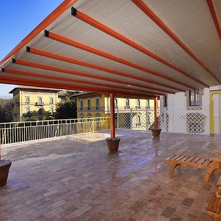 Attico Incerpi, Terrazza Sui Tetti Di Montecatini Terme公寓 外观 照片