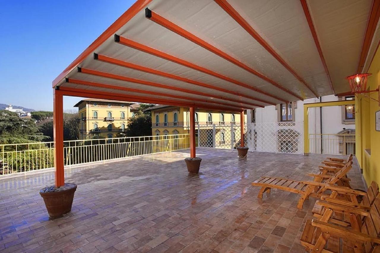 Attico Incerpi, Terrazza Sui Tetti Di Montecatini Terme公寓 外观 照片